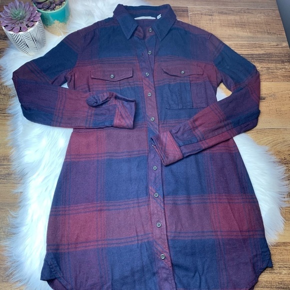 Athleta Trail to Town Plaid Button Down Tunic - Picture 2 of 7